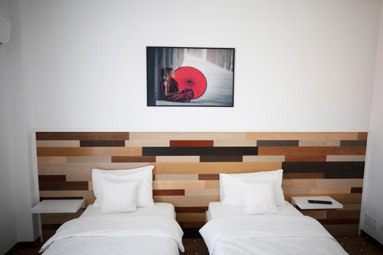 1Hotels ティミショアラ エクステリア 写真